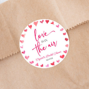 Sticker Rond Love Is In The Air Cœurs Roses Rouges Baby Shower 