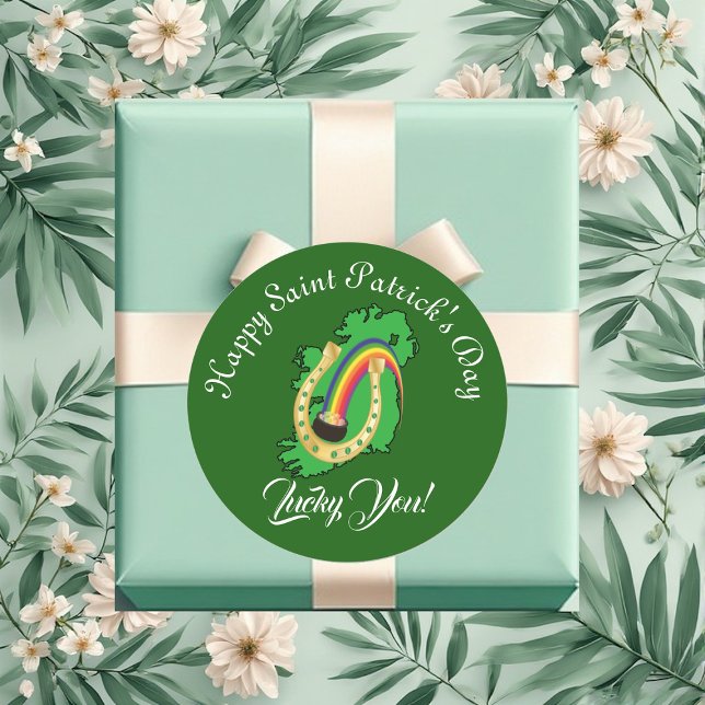 Sticker Rond Lucky You Ireland Saint Patrick's Day Pot Of Gold (Lucky You Ireland Saint Patrick's Day Pot Of Gold Classic Round Sticker)