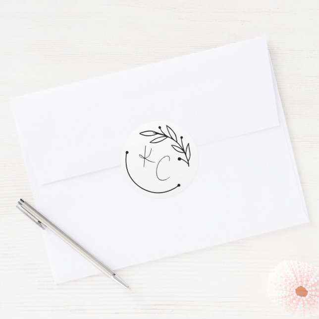 Sticker Rond Mariage de monogramme à feuilles chics moderne (Enveloppe)