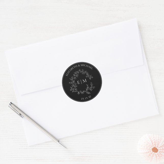Sticker Rond Mariage de monogramme moderne noir blanc poitrine (Enveloppe)