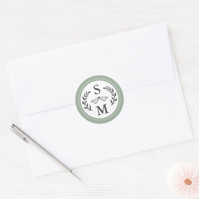 Sticker Rond Mariage élégant Monogramme moderne Sage Vert Faveu (Enveloppe)