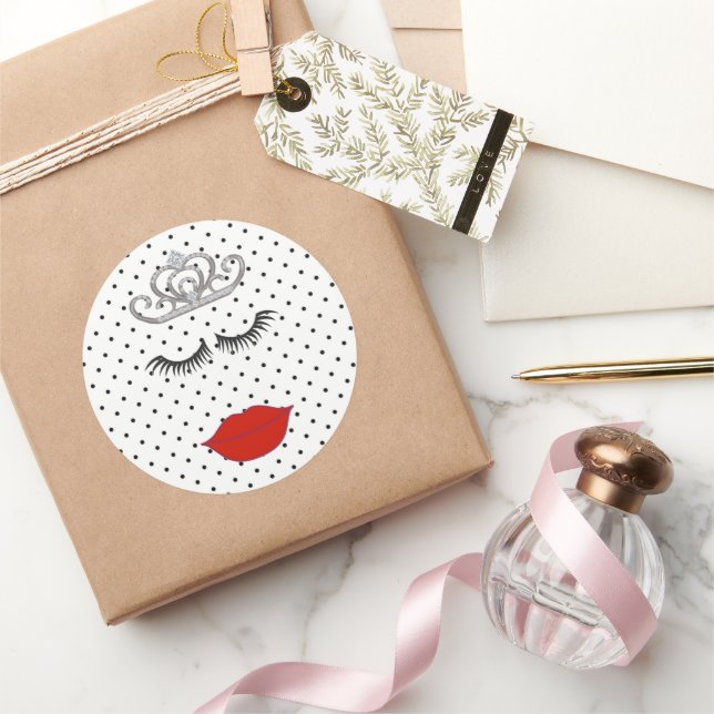 Sticker Rond MARIÉE Où est mon rouge à lèvres Tiare de mariage (Cadeaux)