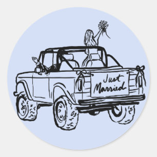 Sticker Rond mariés dans un SUV de jeunes mariés
