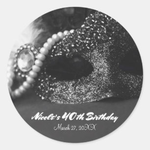 Sticker Rond Masque de masquerade noir et blanc et faveur de fê
