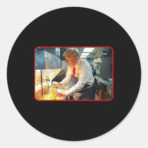 Sticker Rond Mcdon 2024 Drôle Donald Trump Cuisine française de