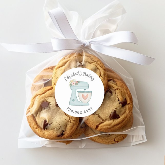 Sticker Rond Mélangeur à gâteau bleu mignon cuit avec amour (Cute blue mixer stickers you can personalize with your name and phone number. )
