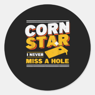 Sticker Rond Mens Corn Star Je Ne Manque Jamais Un Trou Cornhol