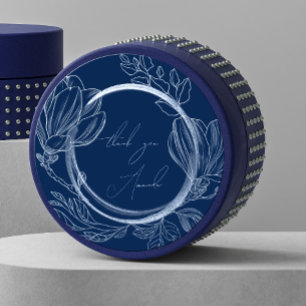 Sticker Rond Merci Nom Magnolia Floral Bleu Marine Fumé