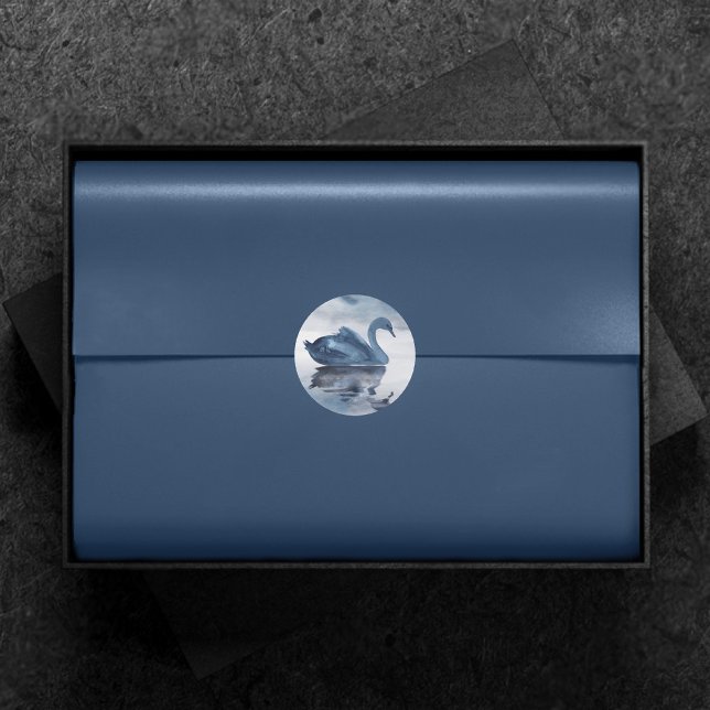 Sticker Rond Misty Reflections | Dusty Blue Swan Lake Mariage (Créateur téléchargé)