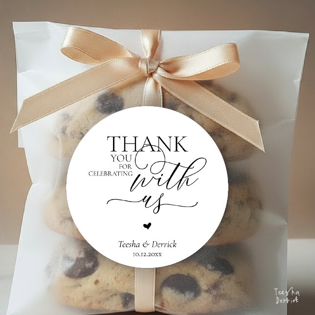 Sticker Rond Modern Boho Wedding Cute Heart Thank You Gifts  (Modern Boho Wedding Cute Heart Huge Love Thank You Gifts Classic Round Sticker in black and white)