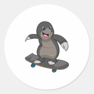Sticker Rond Mole en skate avec skateboard