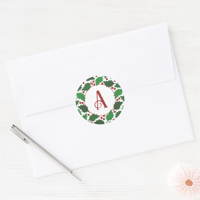 Sticker Rond Monogramme de houx joyeux rouge et vert (Enveloppe)