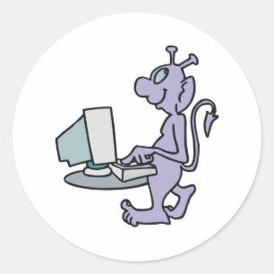 Sticker Rond monstre d'alien d'ordinateur stupide violet