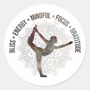 Sticker Rond Mots motivationnels de gratitude yoga pose brun
