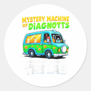 Sticker Rond Mystery Machine Of Diagnostics Lab Week 2025 Tee