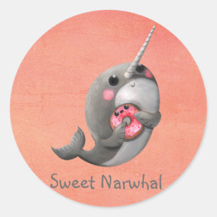 Sticker Rond Narwhal timide avec le beignet