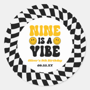 Sticker Rond Neuf Est Une Vibes Rétro Neuvième Anniversaire 9
