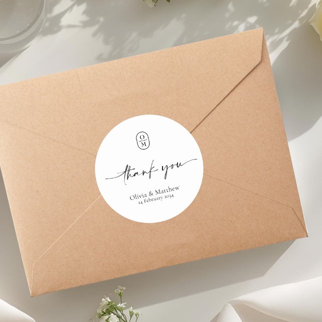 Sticker Rond Noir et Blanc | Monogramme de mariage chic et mode (Créateur téléchargé)