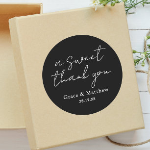 Sticker Rond Noir et blanc Un Merci doux Faveur de mariage