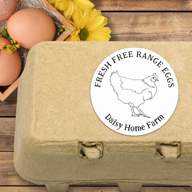 Sticker Rond Oeufs De Poulet Simple Main Dessinée Personnalisée (Chicken egg box custom labels simple black and white hen illustration with fresh free range eggs )
