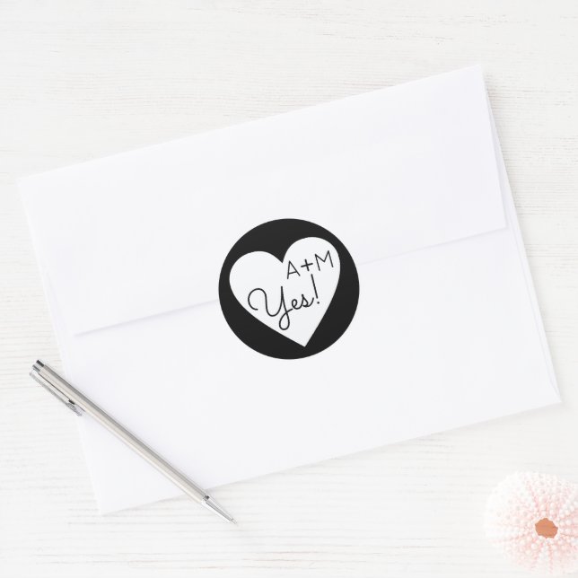 Sticker Rond Oui ! coeur de l'amour + fiancée&marié initiales m (Enveloppe)