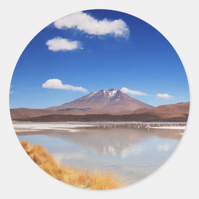 Sticker Rond Paysage de l'Altiplano avec volcan en Bolivie (Devant)