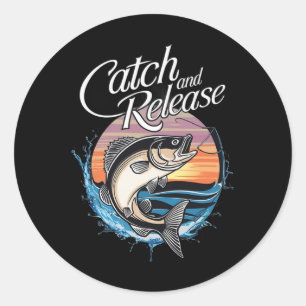 Sticker Rond Pêche avec remise à l'eau au coucher du soleil 