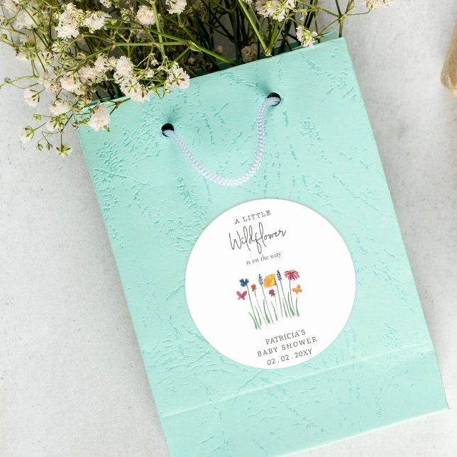 Sticker Rond Petit Fleur sauvage Joli bébé Baby shower fille (Little Wildflower Pretty Baby Girl Baby Shower Classic Round)