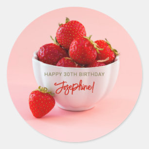 Sticker Rond Photo de fraises rouges sur Joyeux Anniversaire ro
