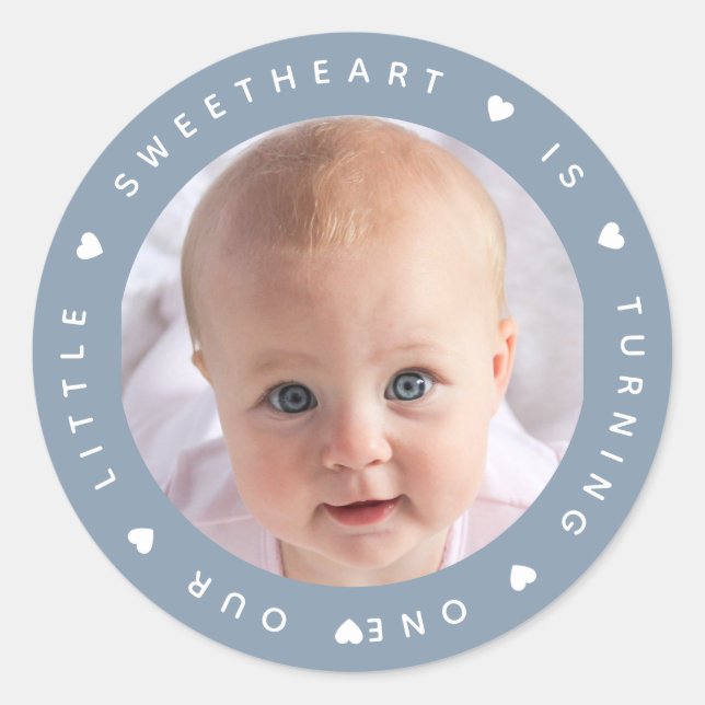 Sticker Rond Photo Garçon Dusty Coeurs Bleus Notre Petite Amour (Devant)