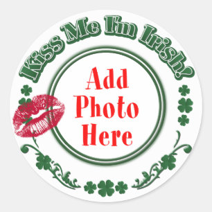 Sticker Rond PHOTO Kiss Me I m Irish - Green Circle Kiss Mark