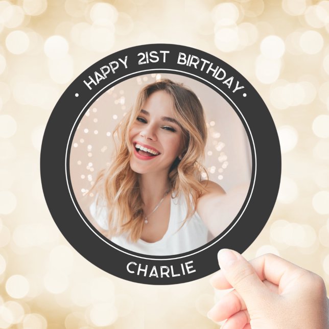 Sticker Rond Photo moderne Joyeux 21e anniversaire Noir (Modern Happy 21st Birthday Photo Black Classic Round Sticker
)