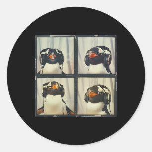 Sticker Rond Pingouin Avec Les Défenseurs De L'Oreille Autisme 