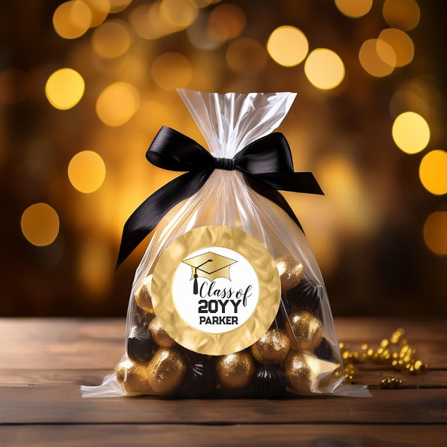 Sticker Rond Plafond de diplôme - Tassel Classe d'or noir Année (Graduation Cap and Tassel Black and Gold Tone Class Year and Name Classic Round Sticker)