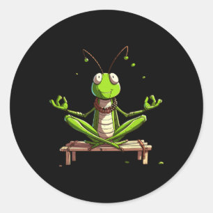 Sticker Rond Pose de yoga de méditation Grhopper Animal relaxan