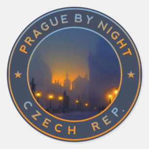 Sticker Rond Praha de nuit. République tchèque Prague