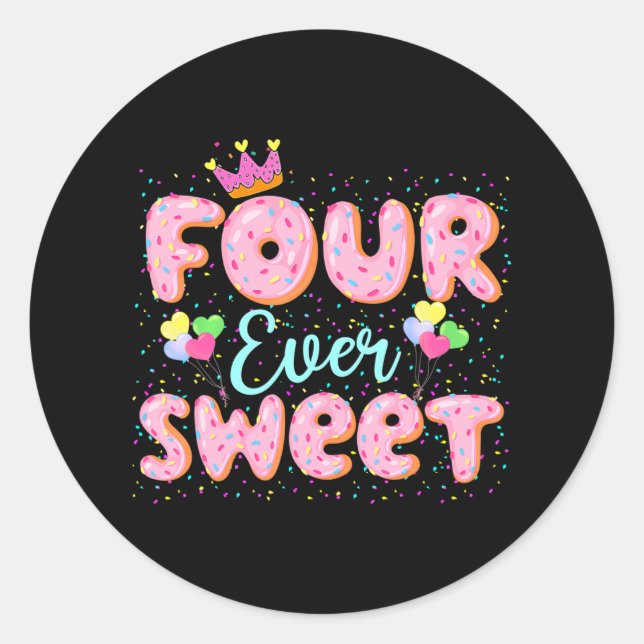Sticker Rond Quatre Filles de beignes sucrées quatre ans (Devant)