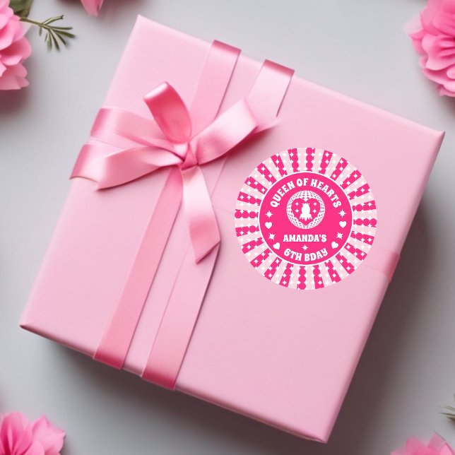 Sticker Rond Reine Des Coeurs Rose Rétro Anniversaire (Créateur téléchargé)