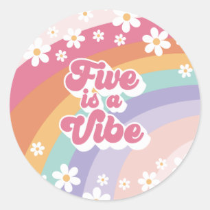 Sticker Rond Retro Rainbow Five est un Vibe 5e anniversaire
