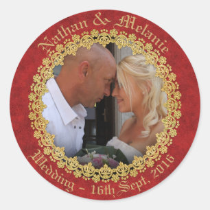 Sticker Rond Rouge et Or Orné Photo Personnalisée