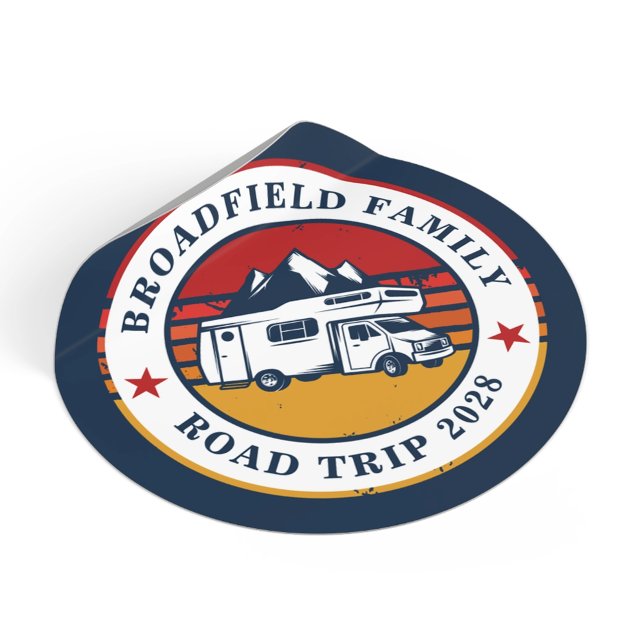 Sticker Rond RV Road Trip Mom Correspondance familiale Vacances (RV Road Trip Mom Matching Family Vacation Classic Round Sticker)