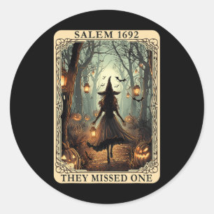 Sticker Rond Salem 1692 Halloween Sorcière Ils Ont Manqué Un Ta