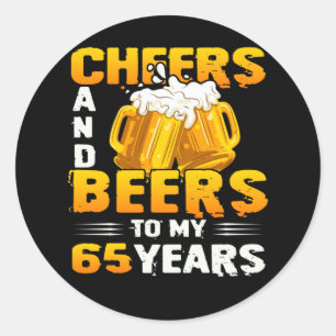 Sticker Rond Salutations Et Bières À Mes 65 Ans 65E Cadeau