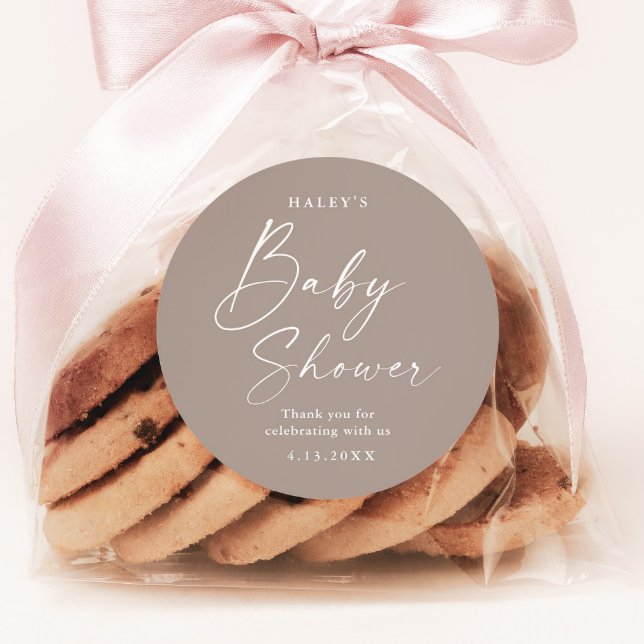 Sticker Rond Script moderne Baby shower neutre genre (Modern Script Boho Gender Neutral Baby Shower Sticker.)