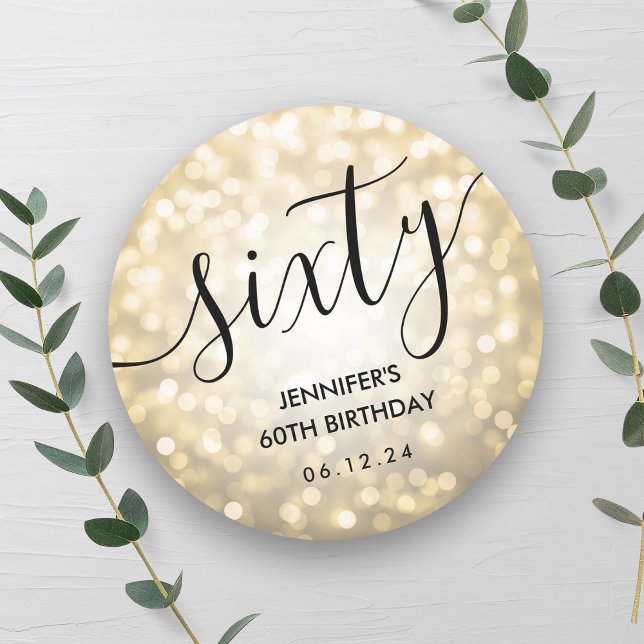 Sticker Rond Script moderne Lumières Parties scintillant or 60e (Modern Script Gold Glitter Lights 60th Birthday Classic Round Sticker)