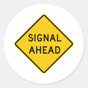 Sticker Rond Signal à l'avant de la route