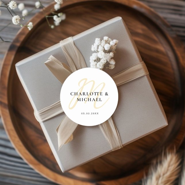 Sticker Rond Simple, élégant (Simple, elegant, monogram classic round sticker with your name and date.)