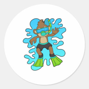 Sticker Rond Singe comme plongeur avec tuba