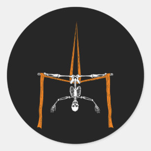 Sticker Rond Skeleton Aerialist - Halloween Aerial Silks Circus