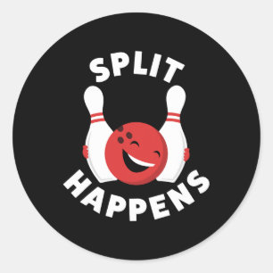 Sticker Rond Split Arrive Une Chemise De Bowling Drôle Pour Les